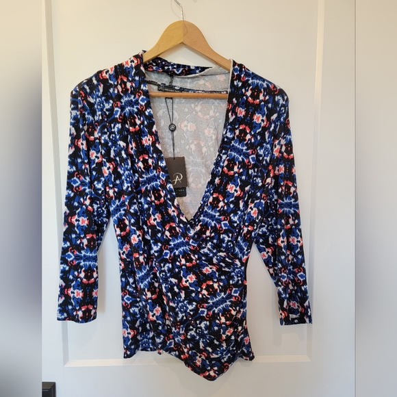 NWT Adrianna Papell Wrap Blouse ~ Large - Picture 3 of 9
